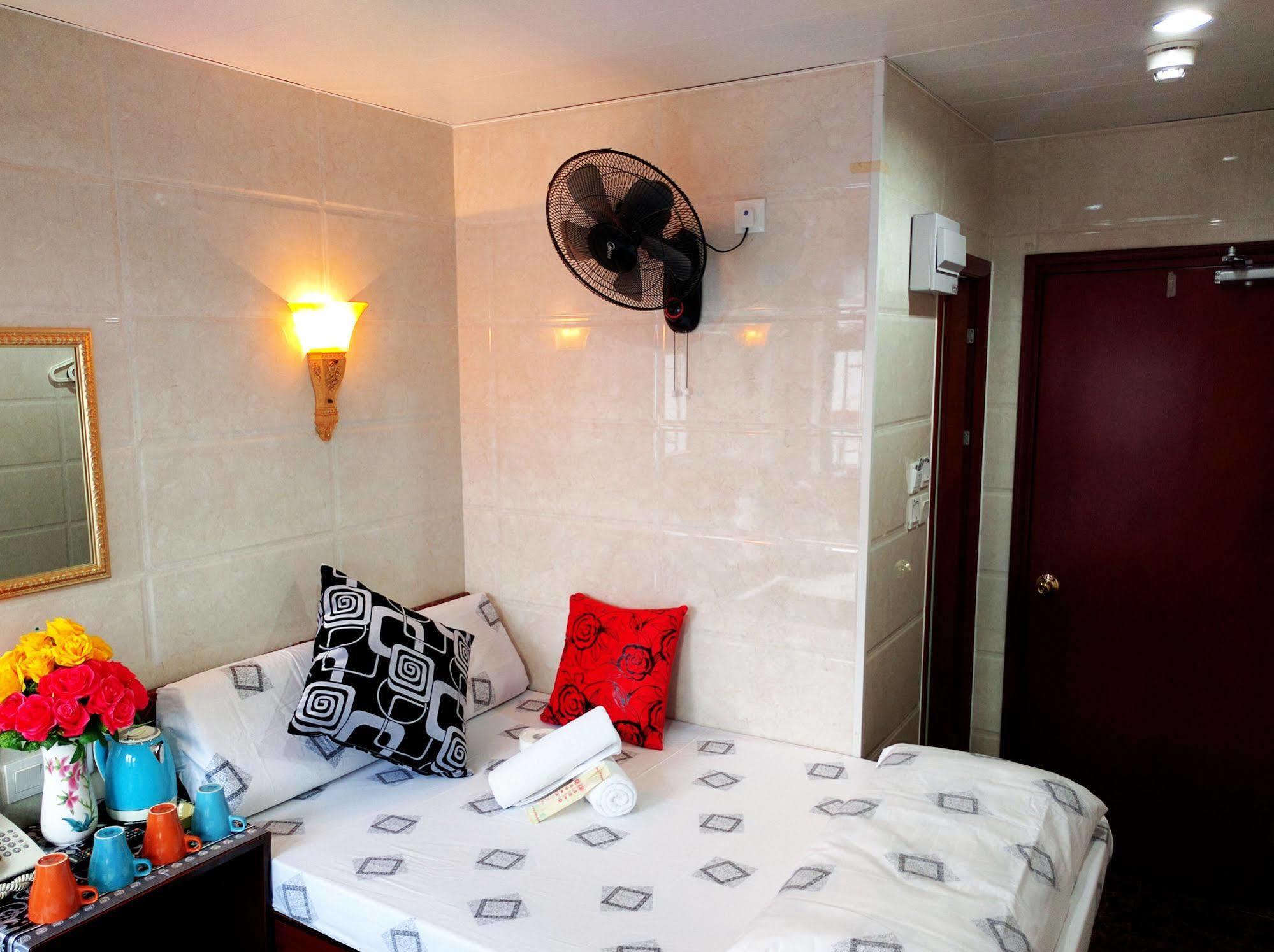 Budget Hostel Block D 10Th Floor Hongkong Exterior foto